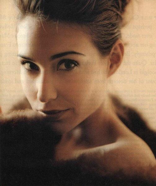 Claire Forlani Preimere November 1998 02