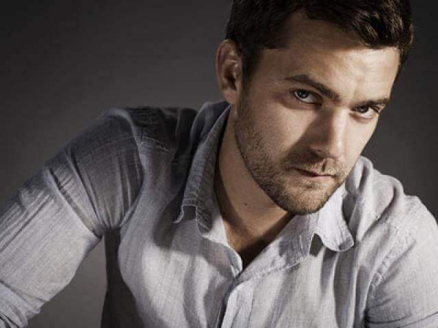 Joshua Jackson 2014