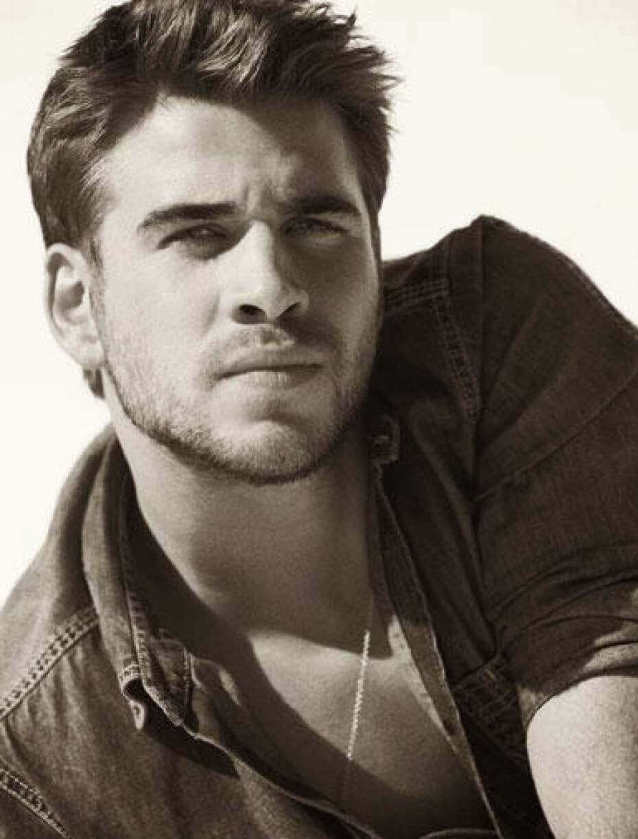 Liam Hemsworth 2012