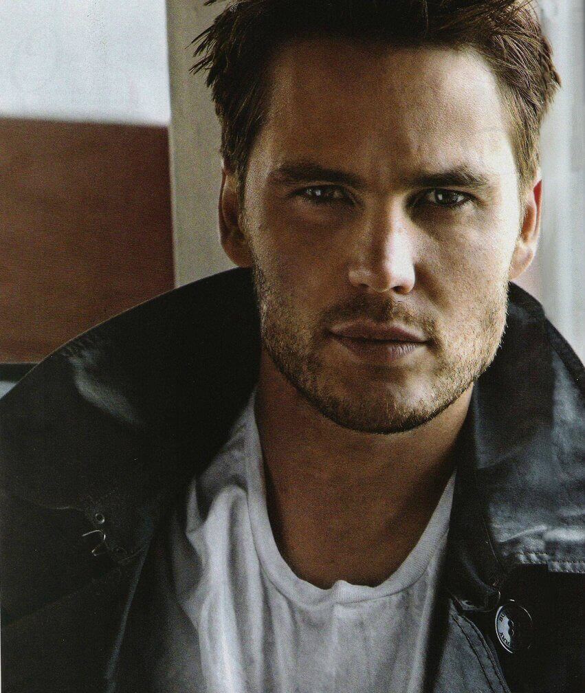 Taylor Kitsch 2012