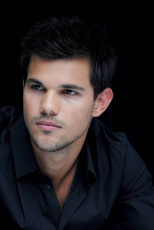 Taylor Lautner 2012