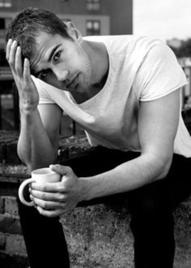 Theo James 2013